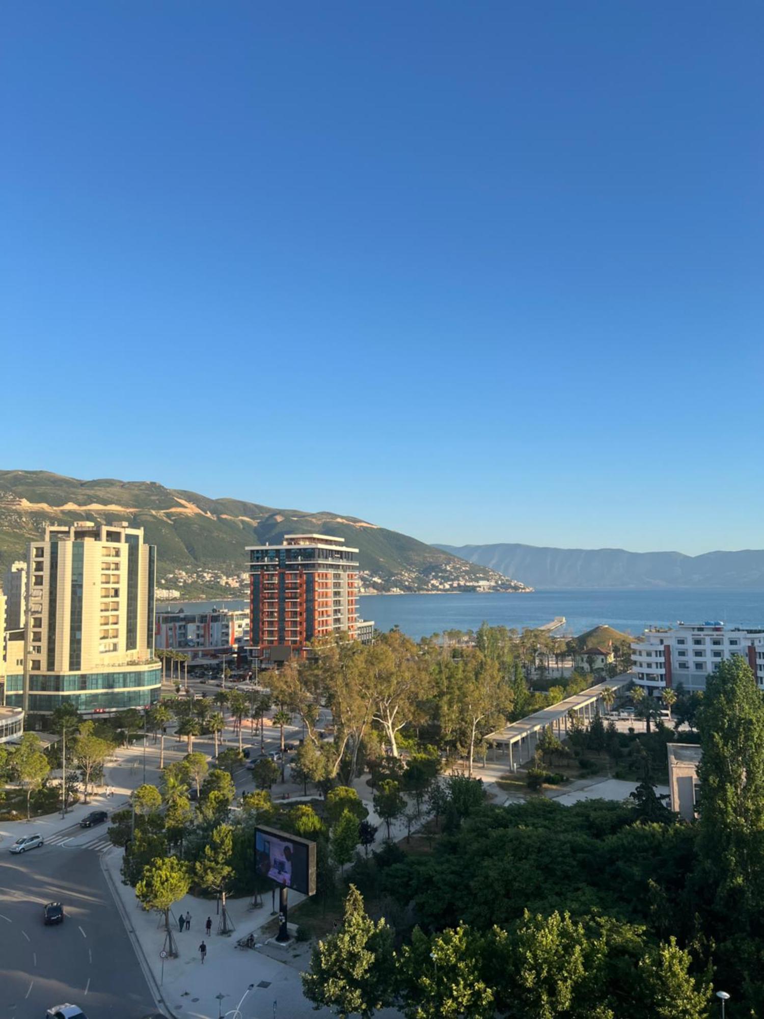 Апартаменты Martin Ferraj Riviera Влёра Экстерьер фото